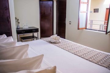 26. DELUXE KING ROOM